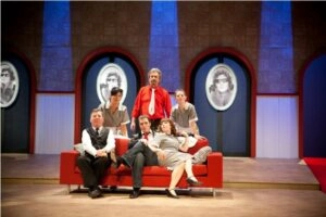 2010 La Vie Parisienne 1003